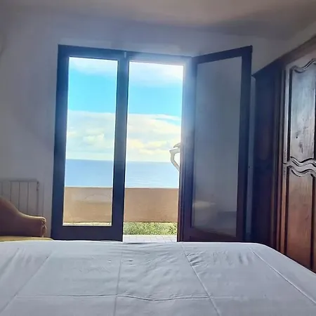 Miomo Pour 6 A 8 Personnes Avec Vue 4*