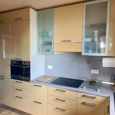 Miomo Pour 6 A 8 Personnes Avec Vue 4* Santa-Maria-di-Lota