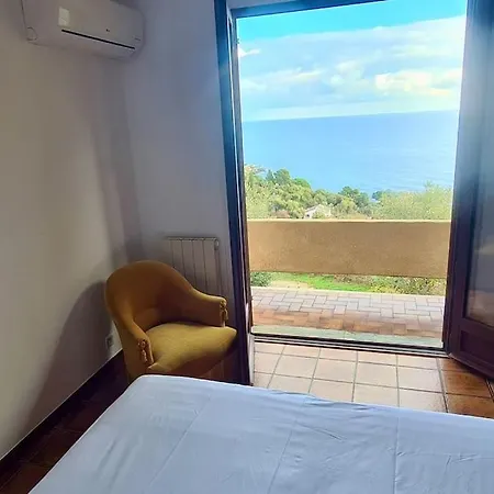 Miomo Pour 6 A 8 Personnes Avec Vue 4* Santa-Maria-di-Lota