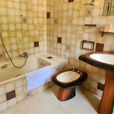 Miomo Pour 6 A 8 Personnes Avec Vue فندق