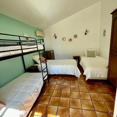 Miomo Pour 6 A 8 Personnes Avec Vue 4*