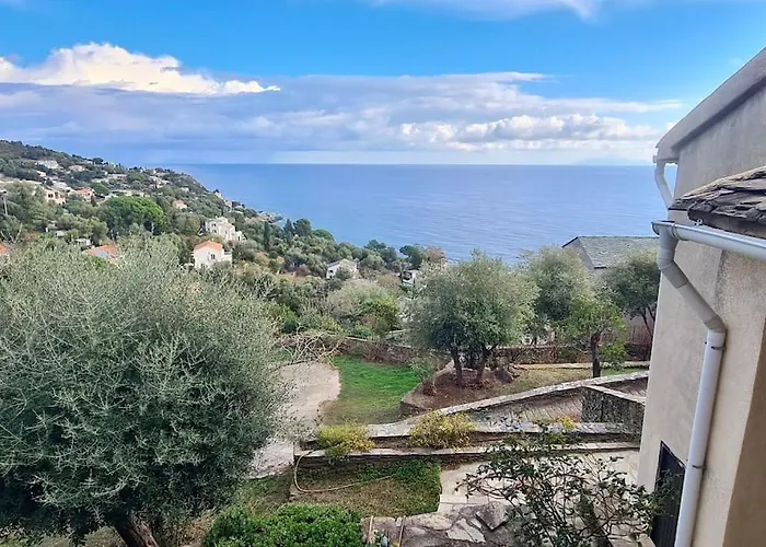 Miomo Pour 6 A 8 Personnes Avec Vue 4*