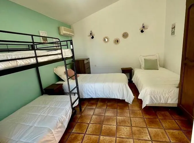 Miomo Pour 6 A 8 Personnes Avec Vue 4*