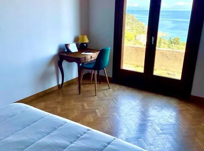 Miomo Pour 6 A 8 Personnes Avec Vue Santa-Maria-di-Lota