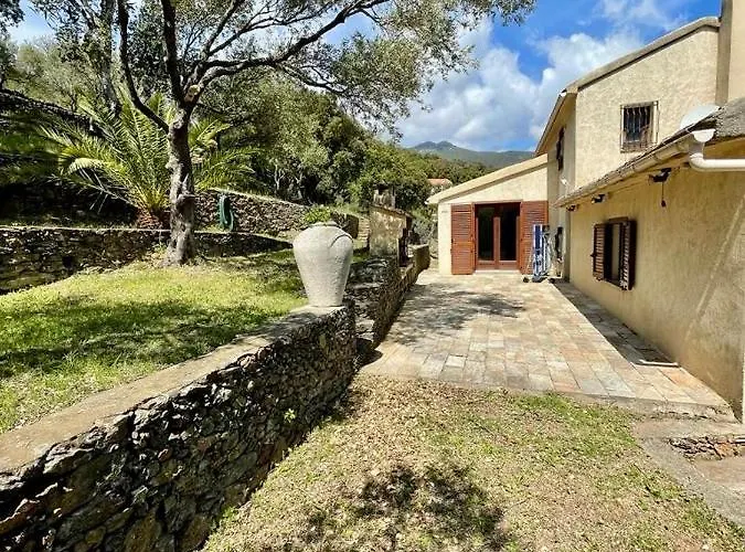 Miomo Pour 6 A 8 Personnes Avec Vue 4*