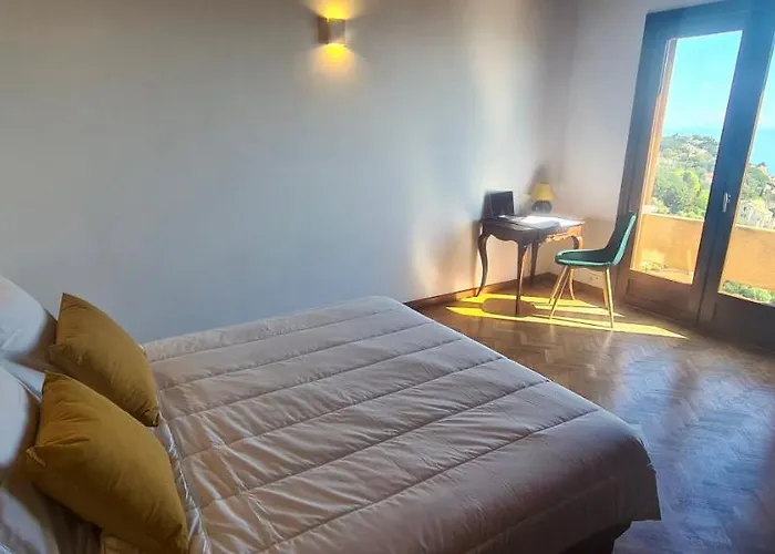 Hotel Miomo Pour 6 A 8 Personnes Avec Vue