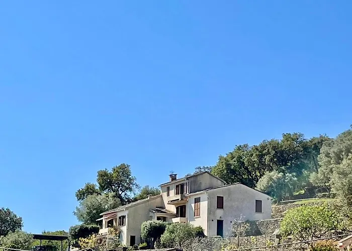 Miomo Pour 6 A 8 Personnes Avec Vue Hotel